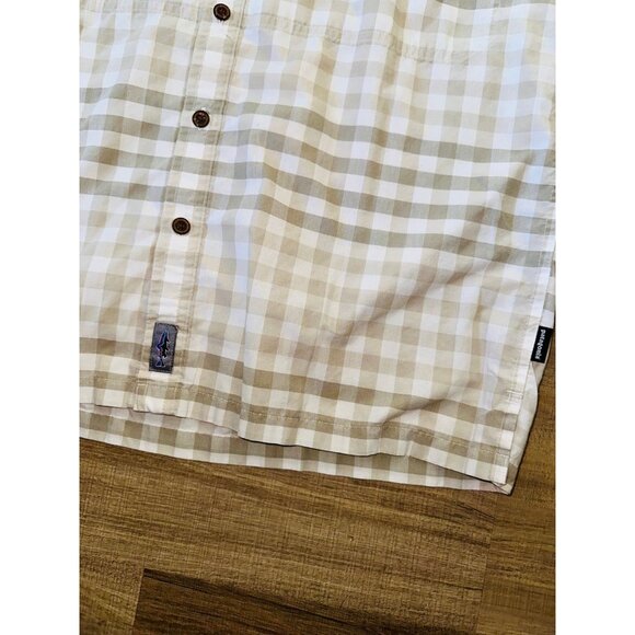A1 Patagonia Mens Shirt Top Plaid Button Front Medium travel Beach Hike - Picture 4 of 5